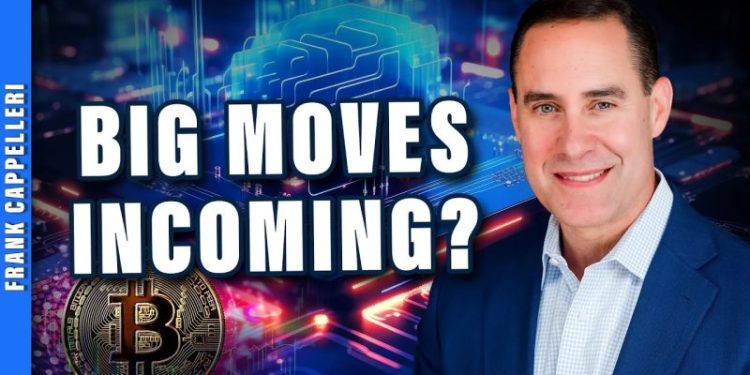 S&P 500, Bitcoin & XLK: What the Charts Are Saying Now